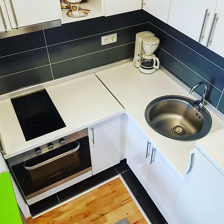 Apartman Trere Apartment *