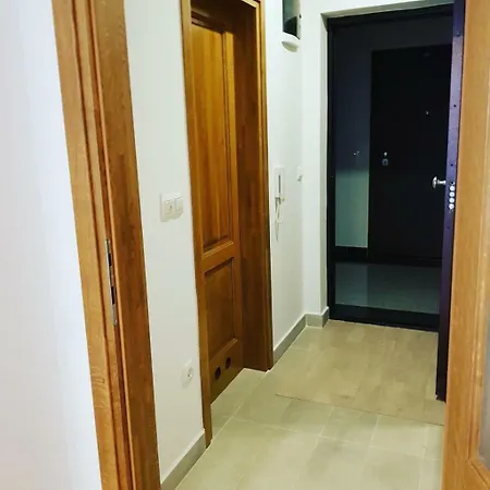 Apartment Apartman Trere